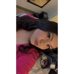 Meet your Posher, Noelia